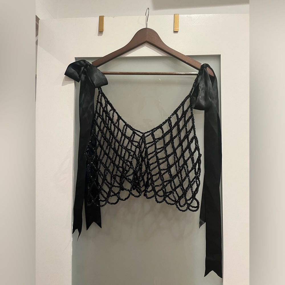 BEADED TOP WITH BOW SHOULDERS